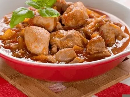 Gulaș de pui, 1,8 kg