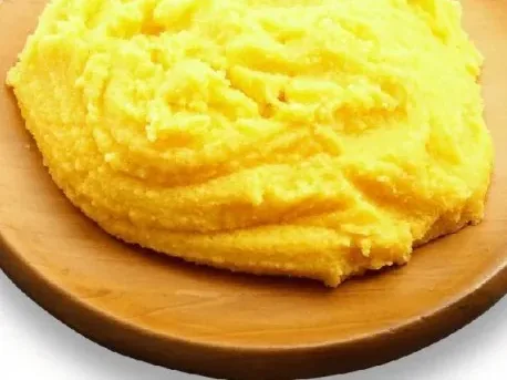 Mămăligă, 200 g