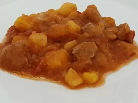 Mâncare de cartofi cu carne de porc, 2 kg