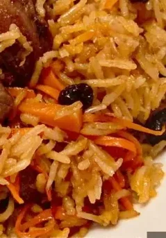 Pilaf de miel cu stafide și migdale, 1,8 kg — mâncare gătită, livrare în București