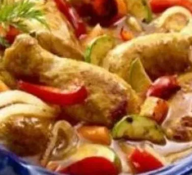 Tocăniță de pui, 1,8 kg